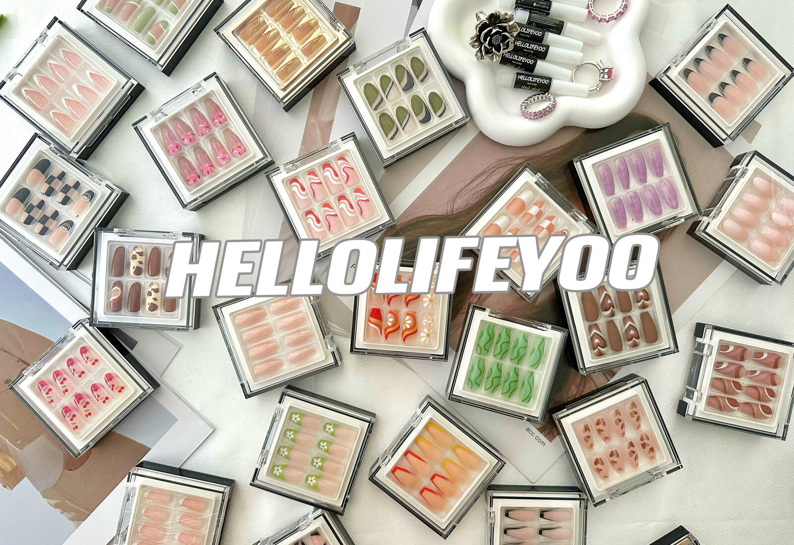Featured nail collection